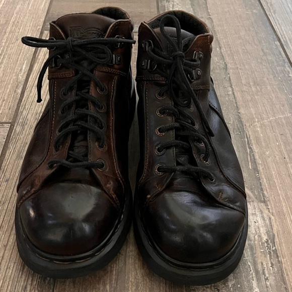 Dr Martens Vintage 9352 brown leather lace up boot size Men’s 10 Made in England main image 8